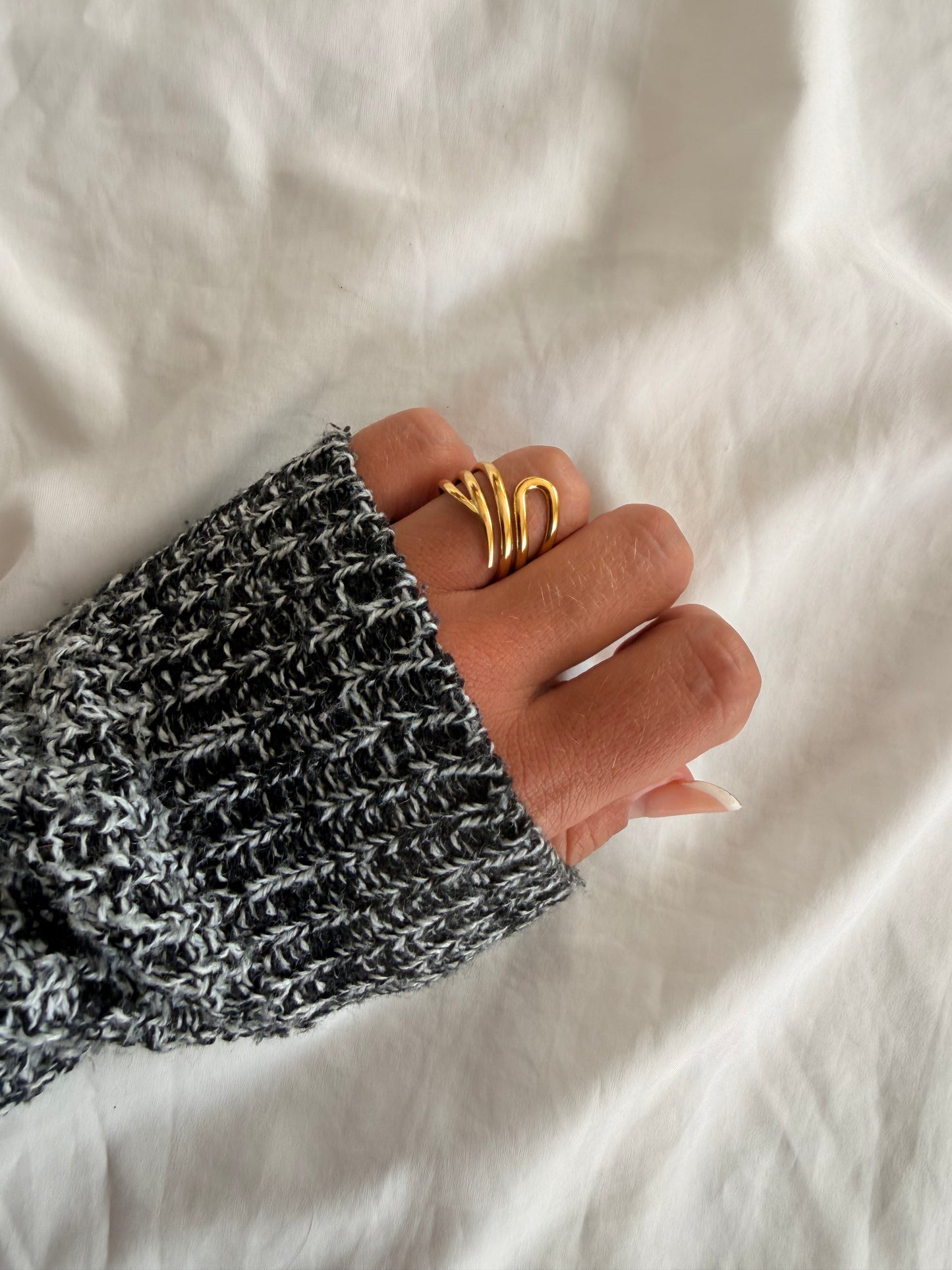 Anello Anita in acciaio inox in oro e argento regolabile