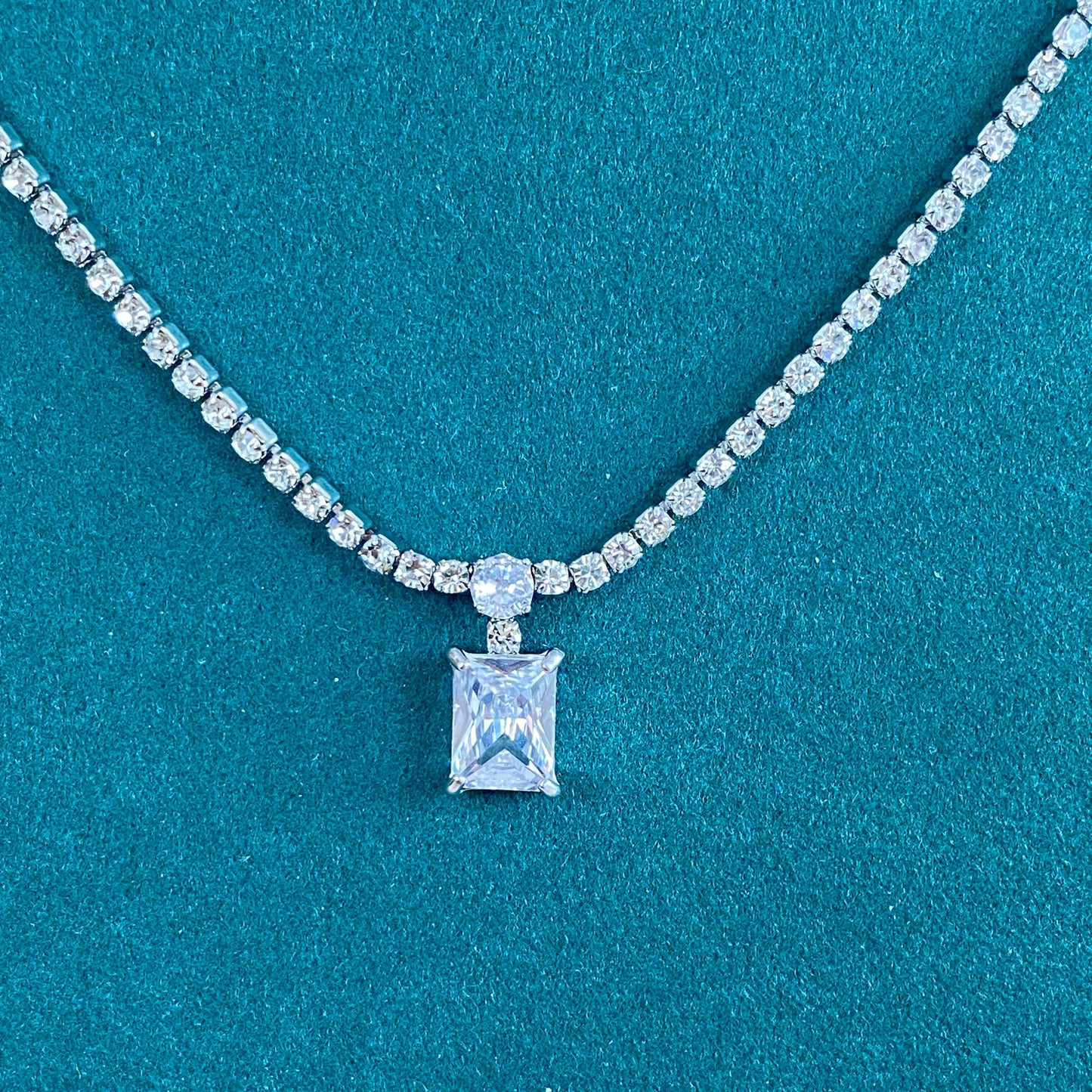 Collana Berthe Pietra