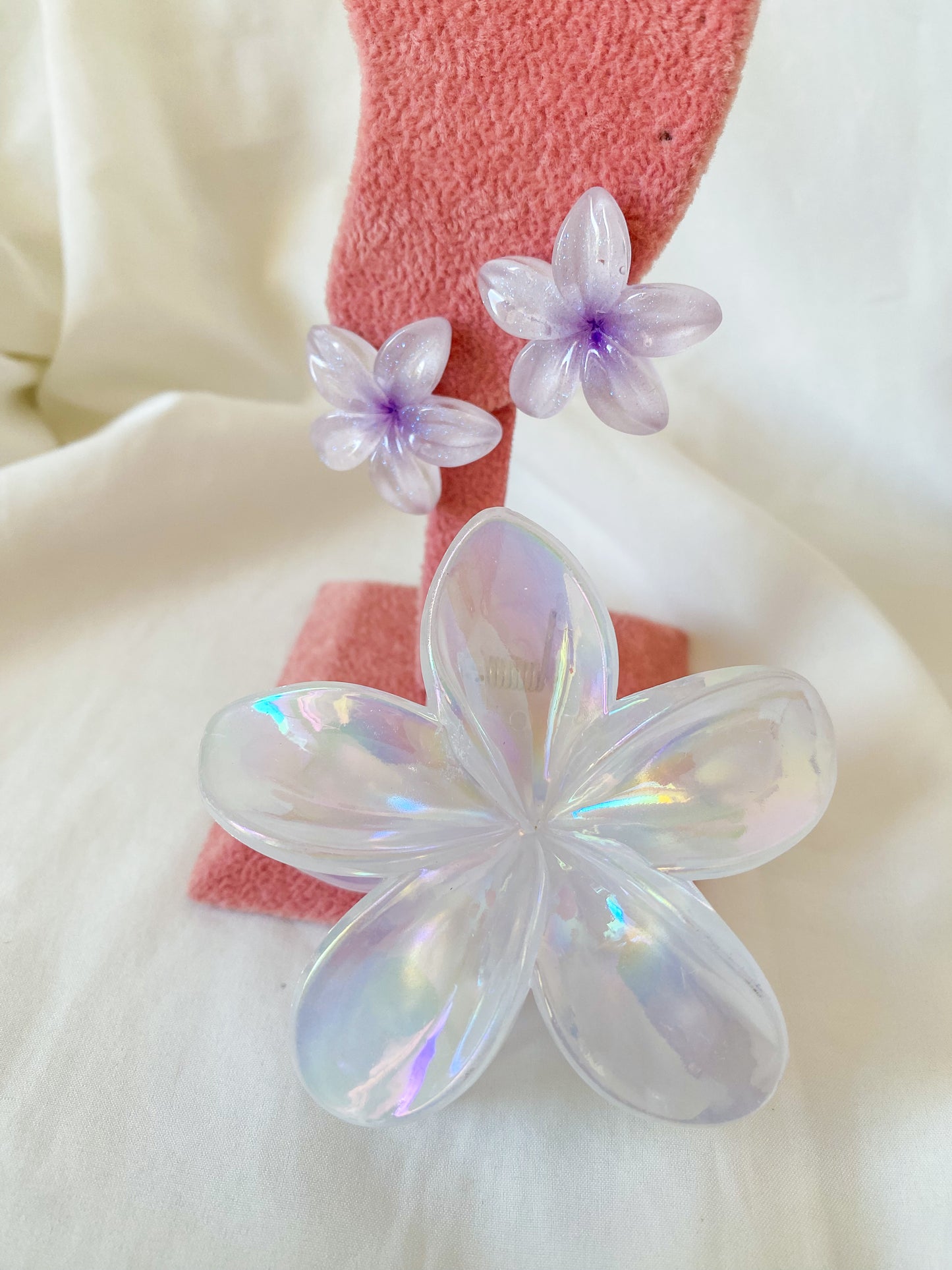Combo Orecchini + fermacapelli “FLEUR” colore bianco e lilla