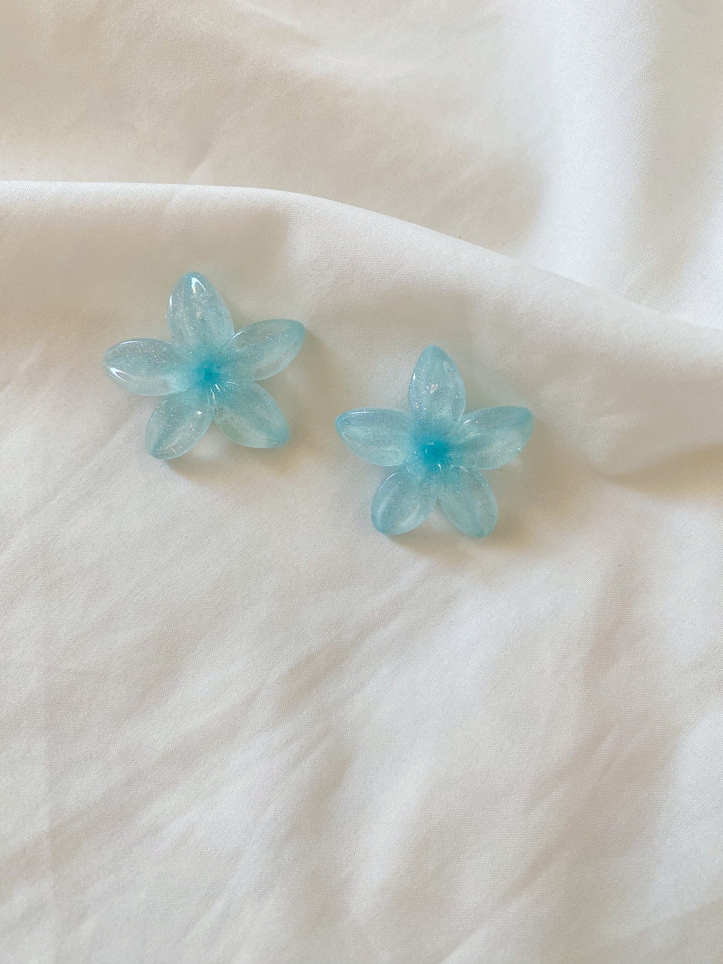 Combo orecchini + pinza fermacapelli “Fleur” colore verde