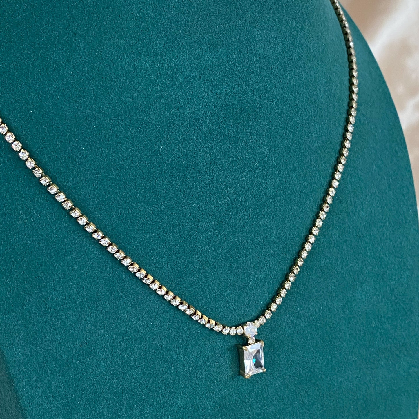 Collana Berthe Pietra
