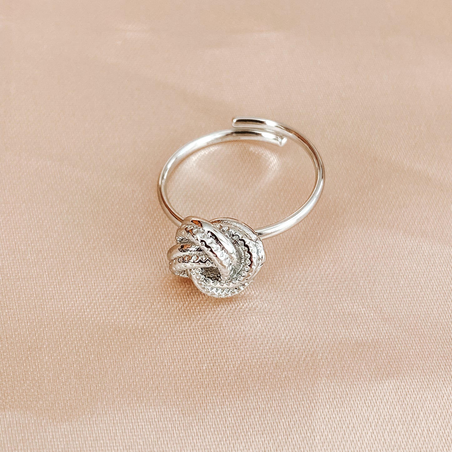 Anello Leona Special