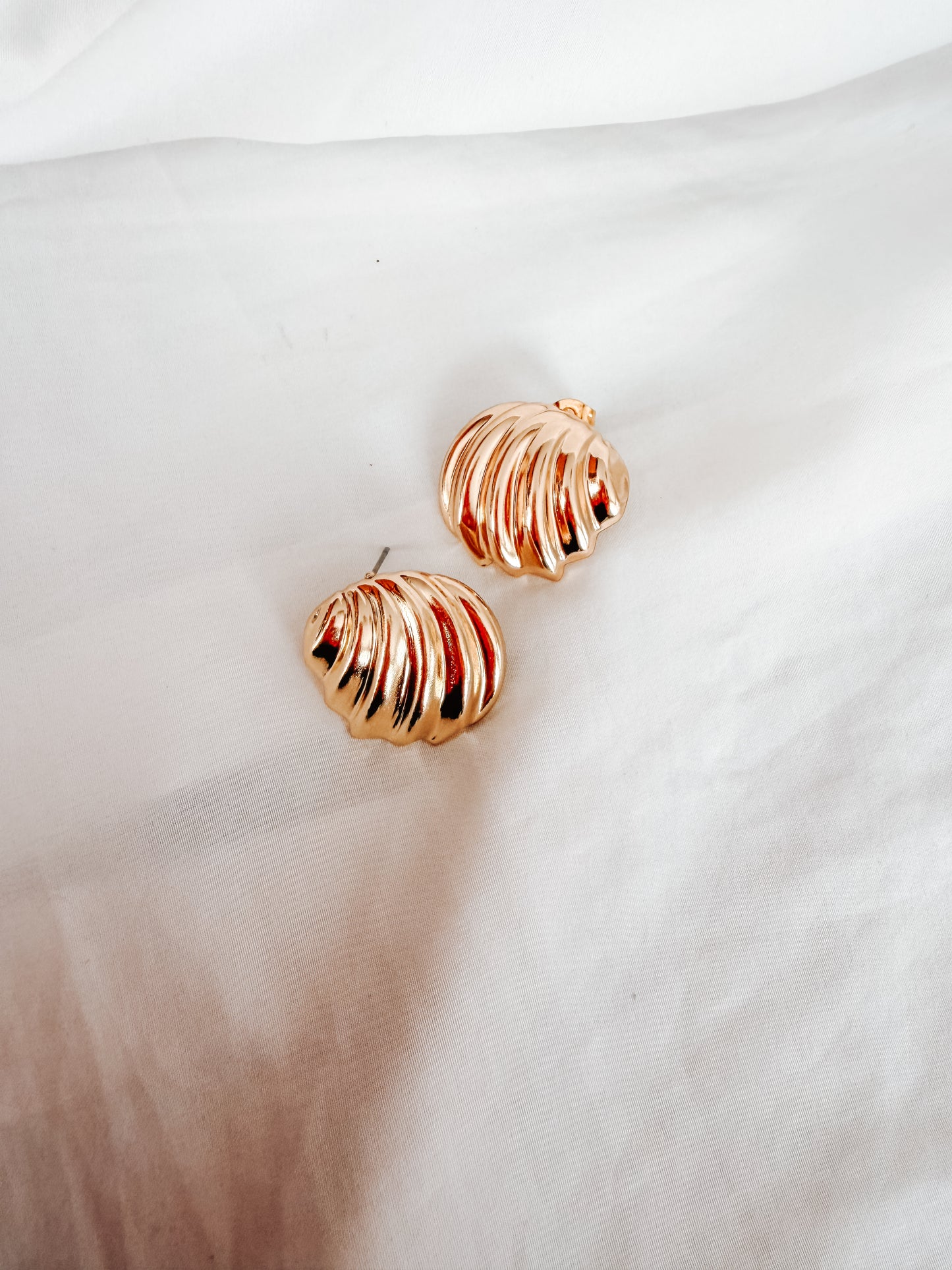 Orecchini Gertrude in acciaio inox colore oro e argento