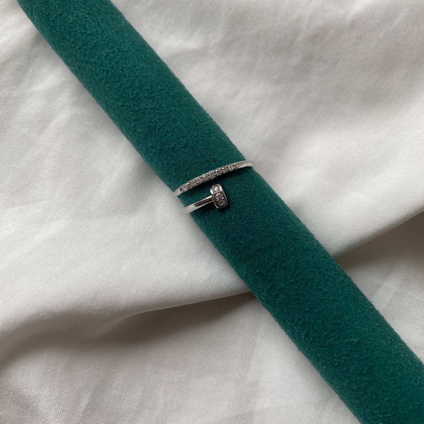 Anello Leona Special