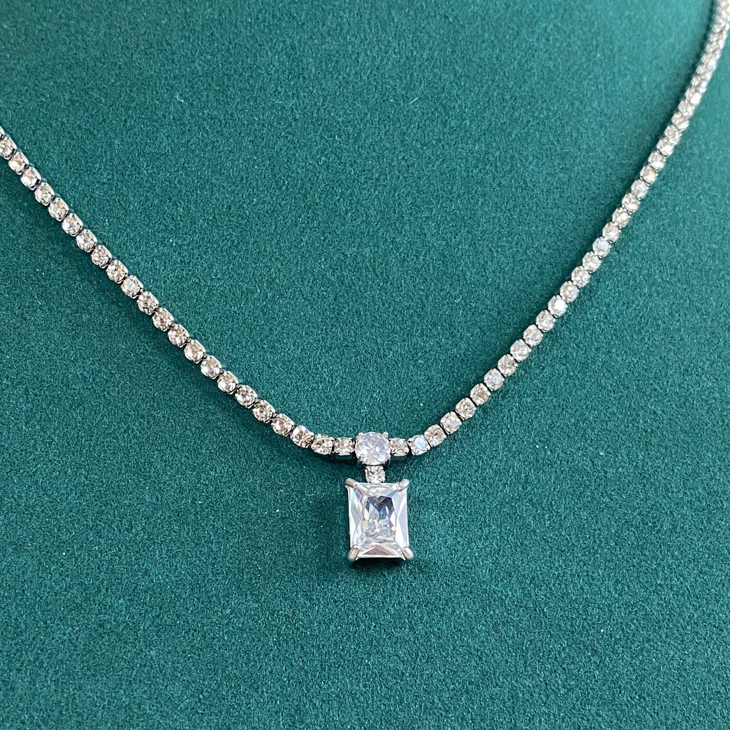 Collana Berthe Pietra