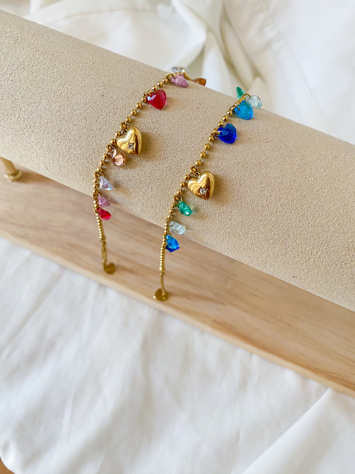 Bracciale “HARRIET” in acciaio inox colore oro, disponibile in tonalità rosa e blu