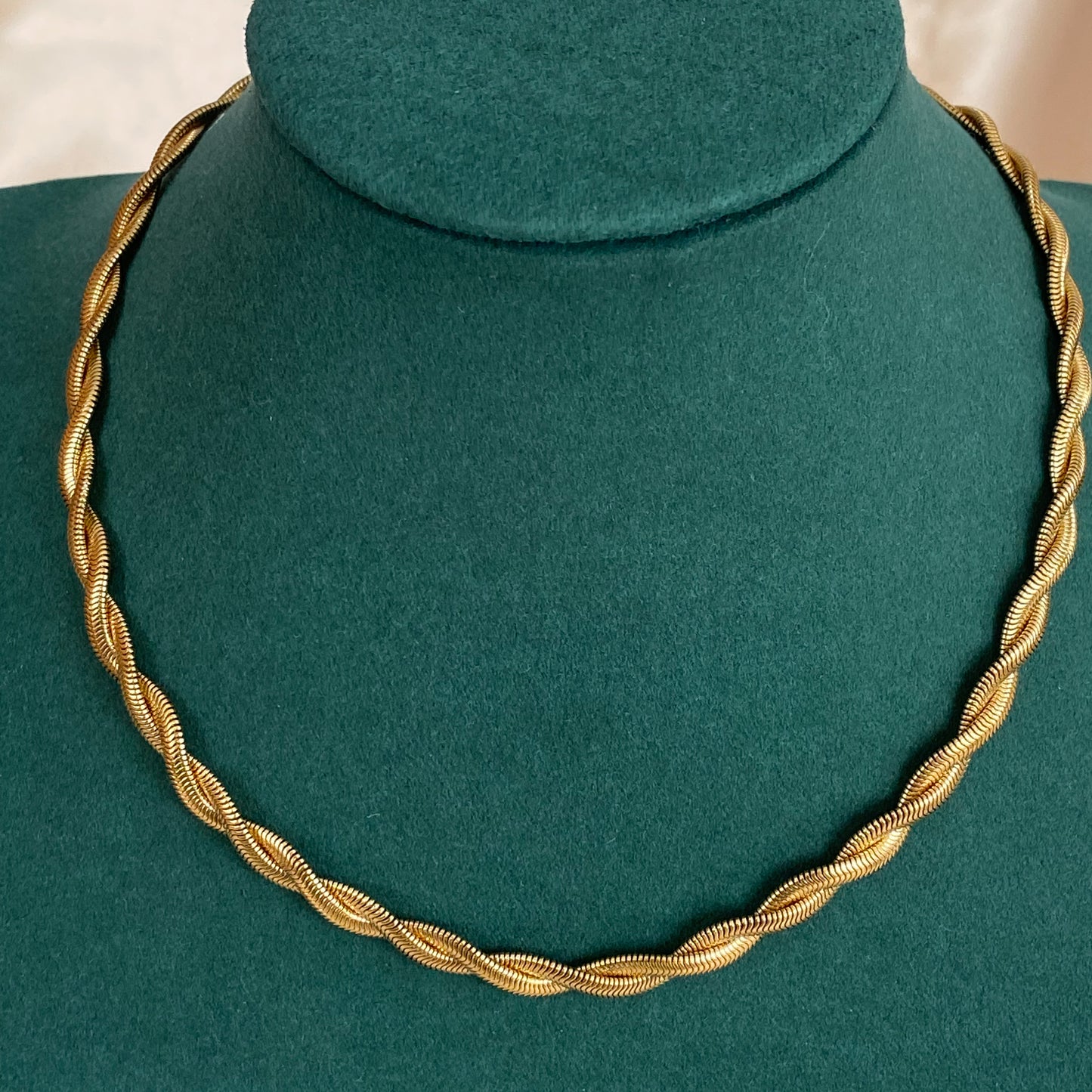 Collana Evita