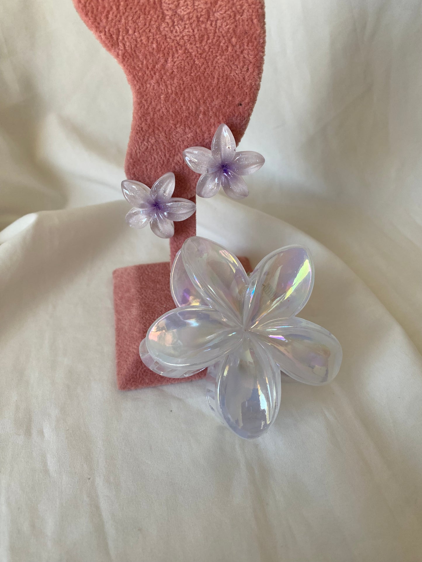 Combo Orecchini + fermacapelli “FLEUR” colore bianco e lilla