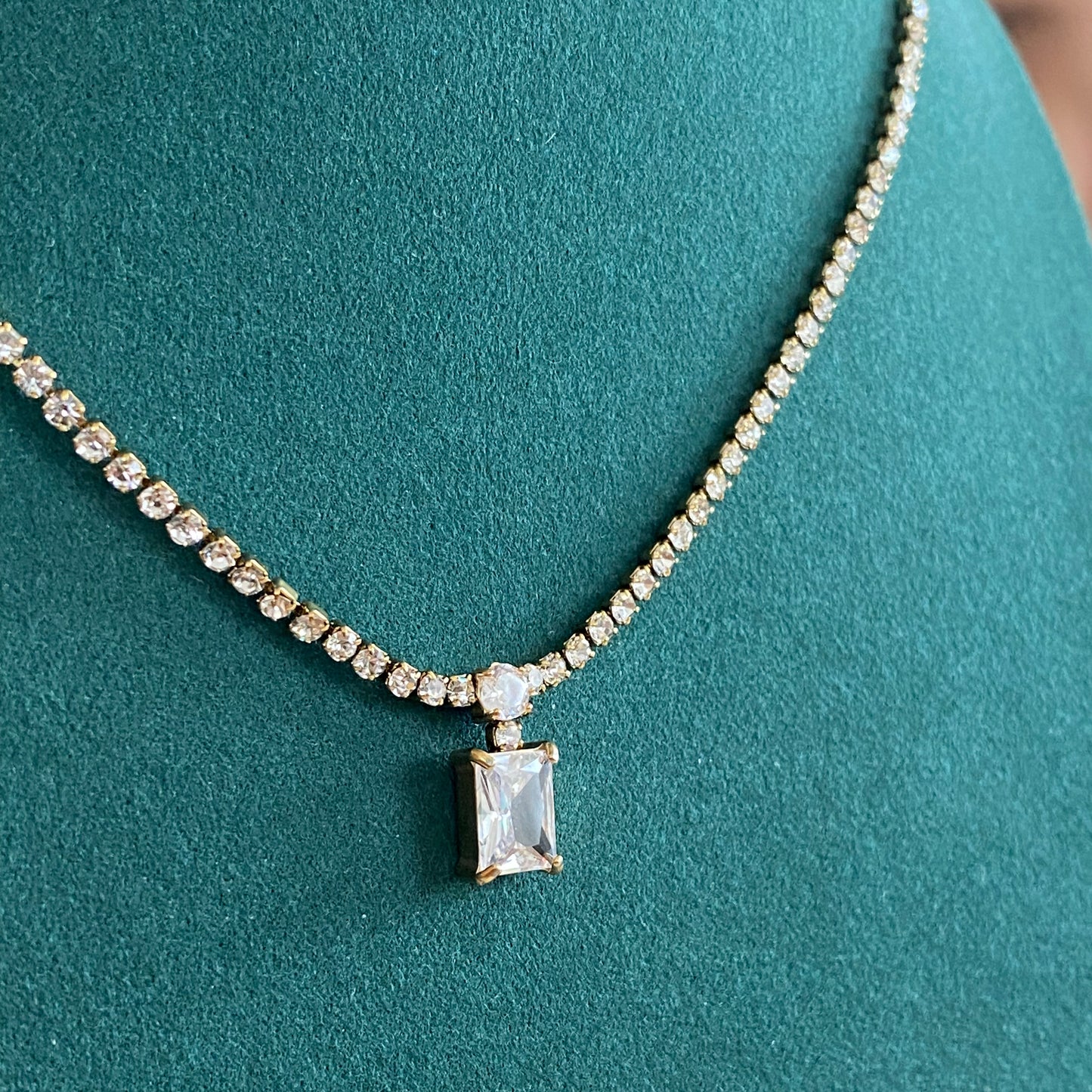 Collana Berthe Pietra