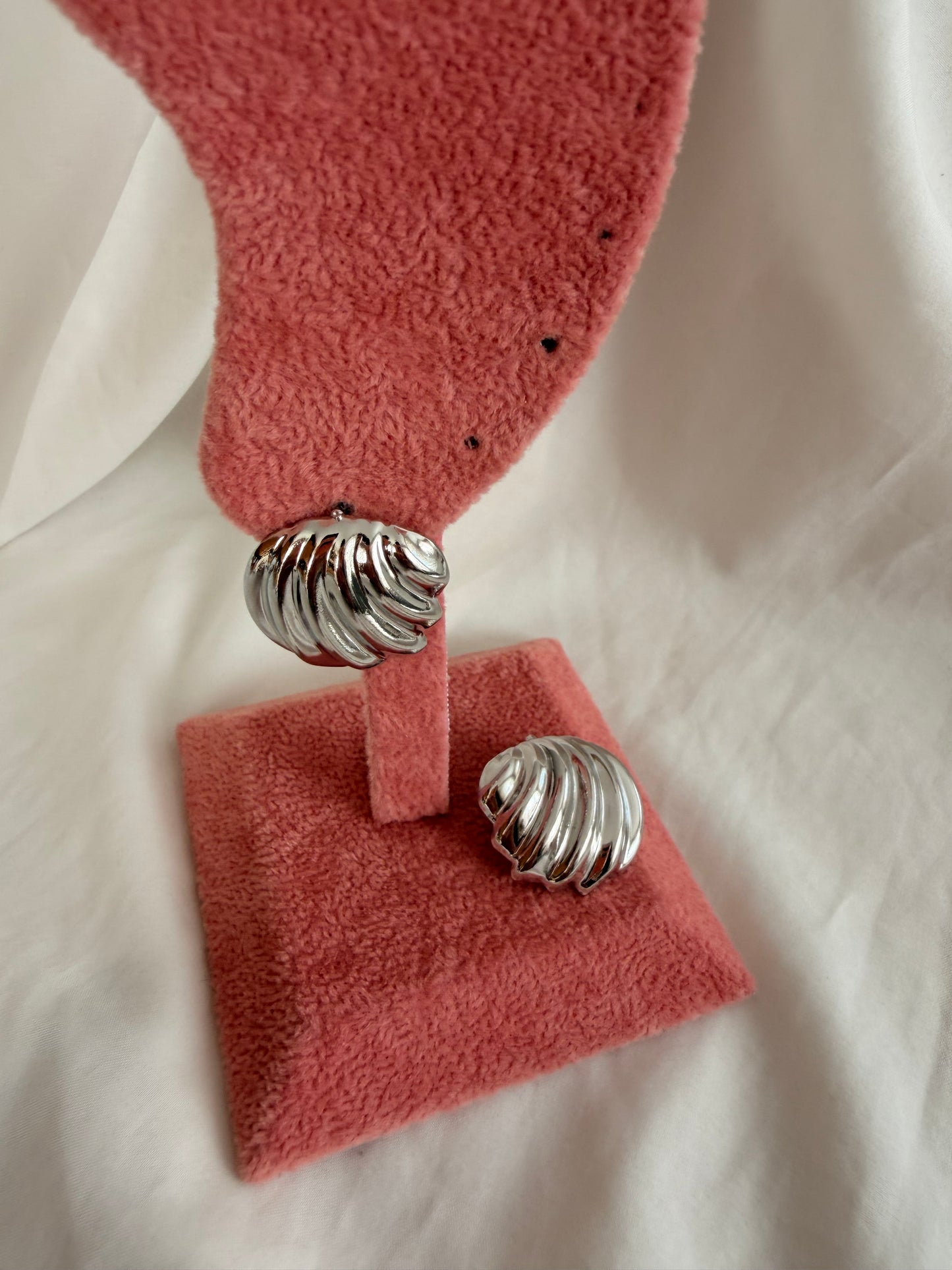 Orecchini Gertrude in acciaio inox colore oro e argento