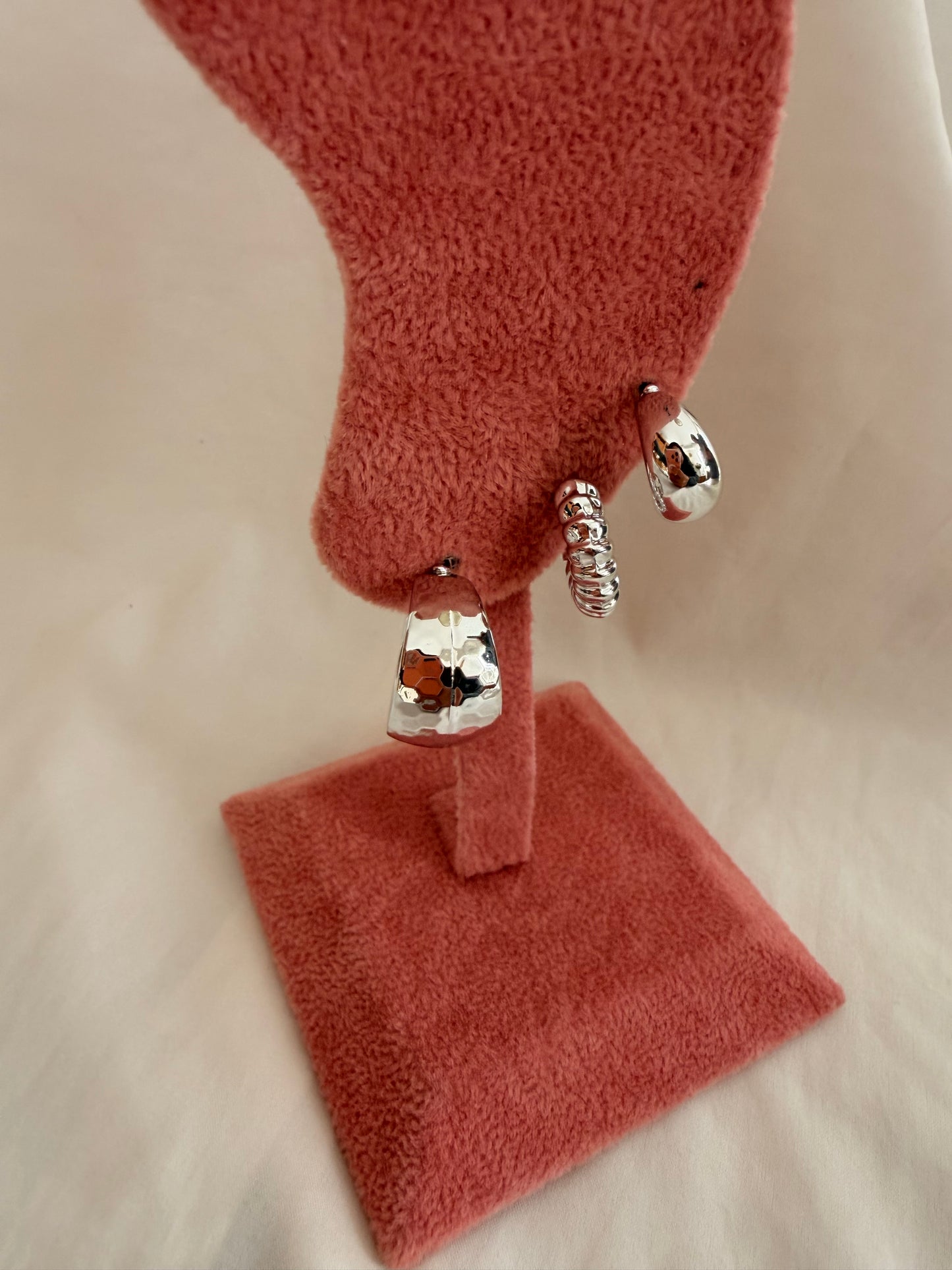 Set orecchini Eugenie in acciaio inox e plastica  a lobo in oro e argento