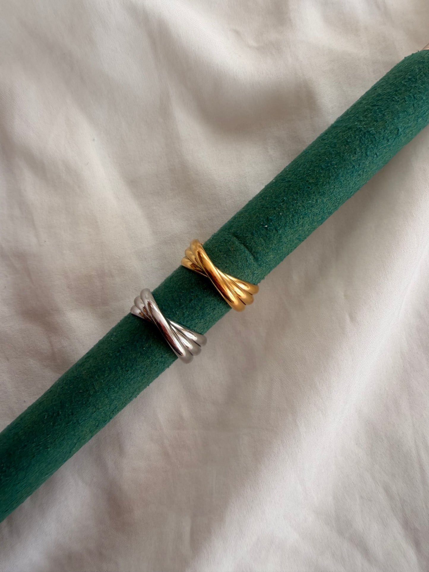 Anello Amelie in acciaio inox, regolabile. Colore oro e argento