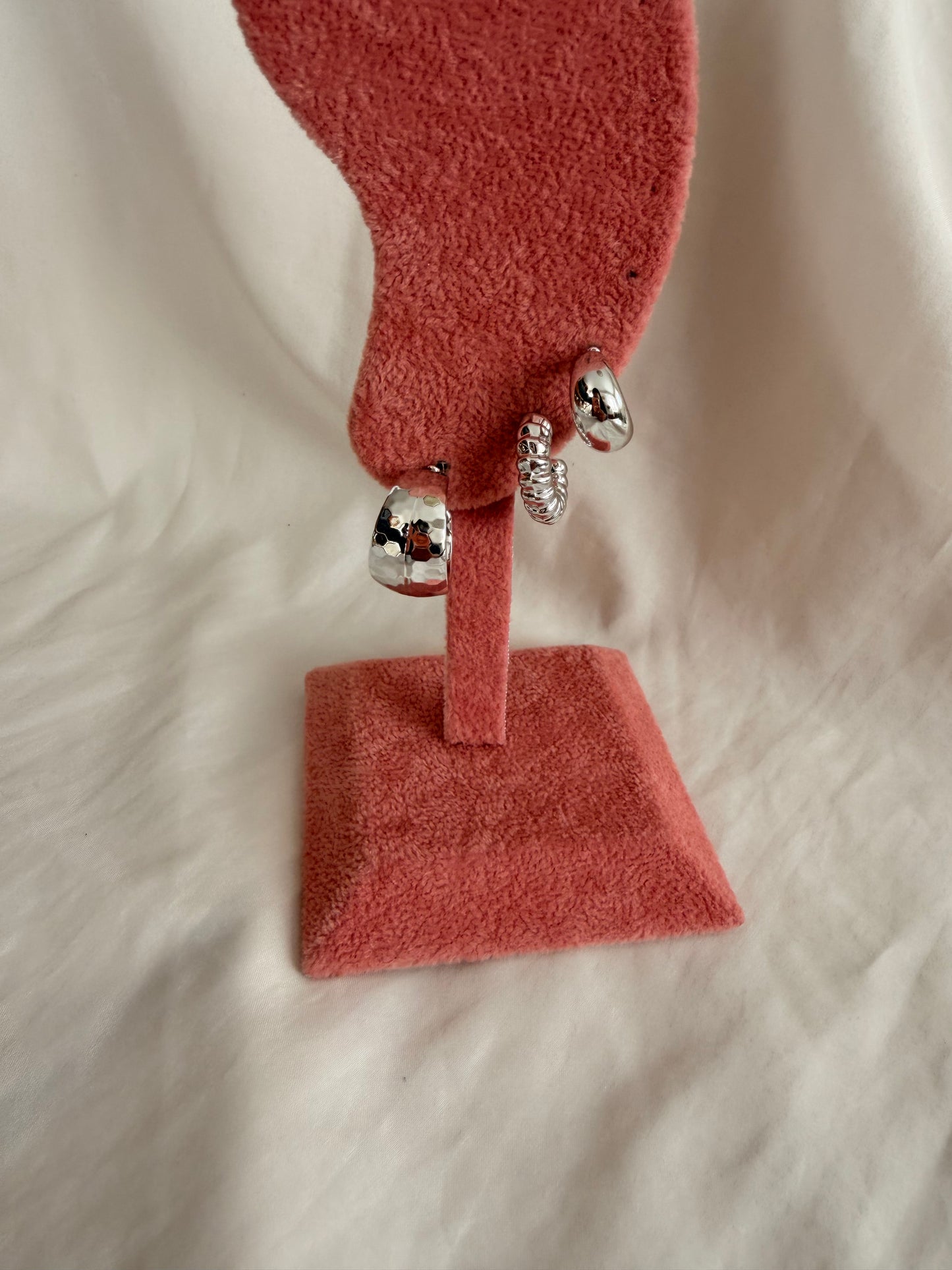 Set orecchini Eugenie in acciaio inox e plastica  a lobo in oro e argento