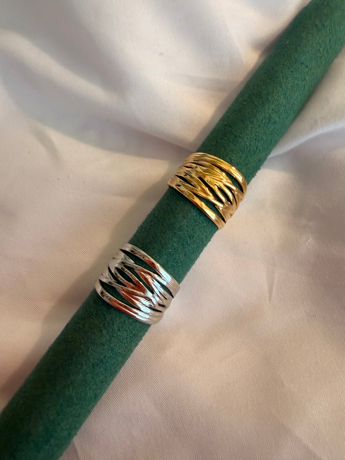 Anello “Berenice 2” in acciaio inox regolabile, color argento e oro