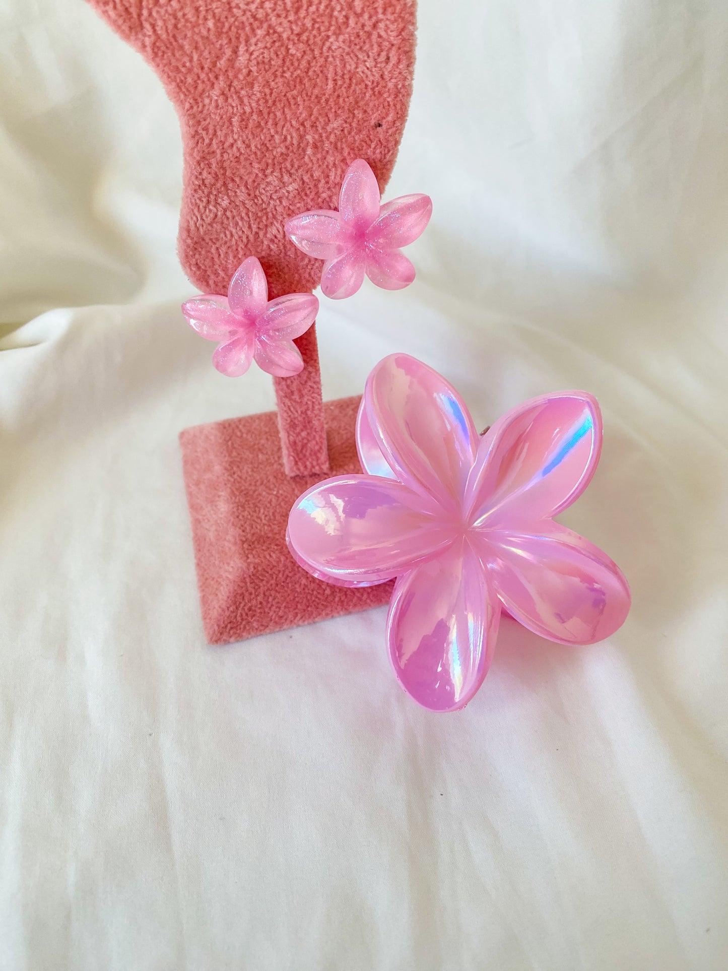 Combo orecchini + pinza fermacapelli “FLEUR” colore rosa scuro