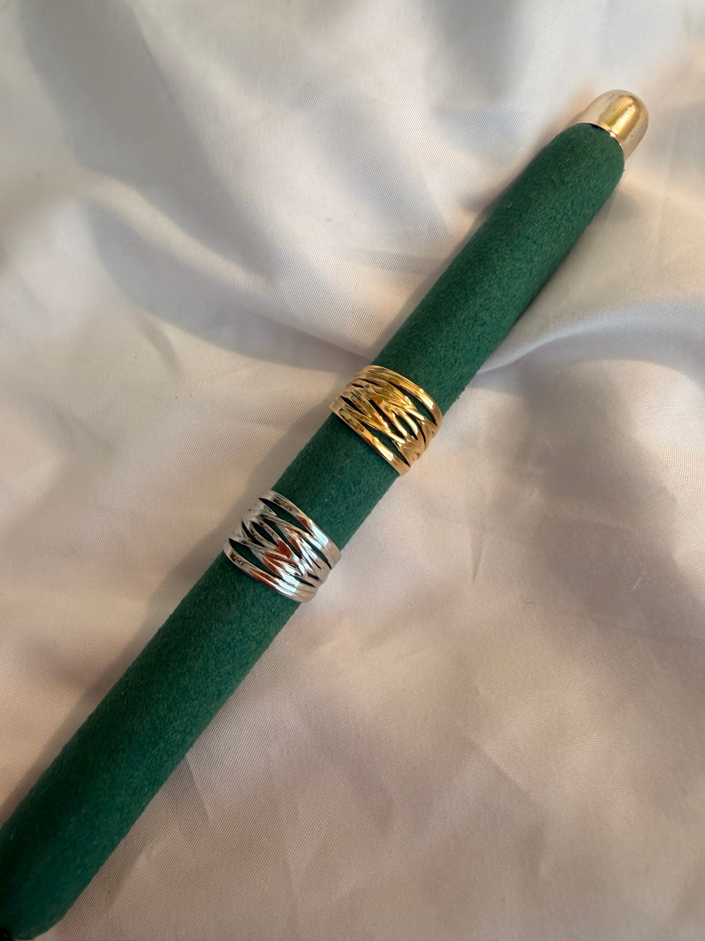 Anello “Berenice 2” in acciaio inox regolabile, color argento e oro