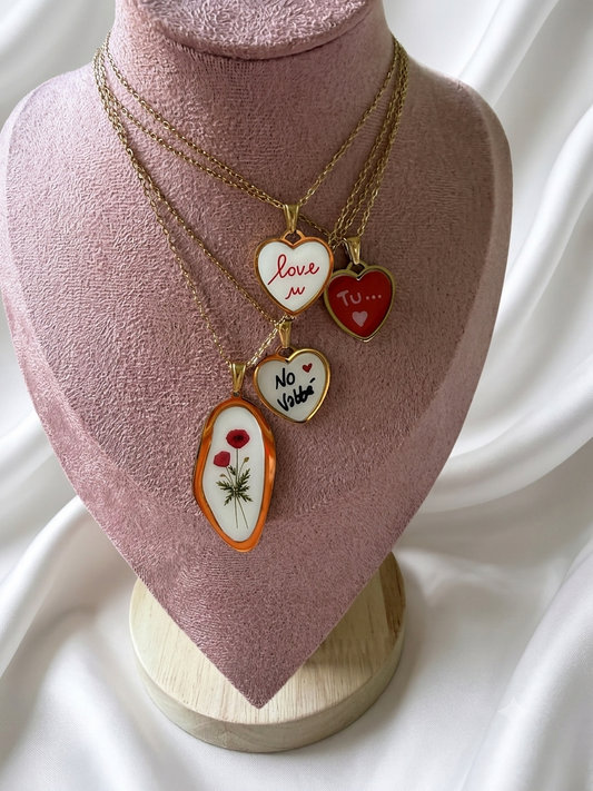 Collana collezione “Artemisia” in acciaio inox.