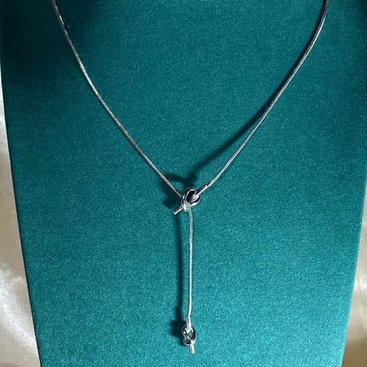 Leon necklace